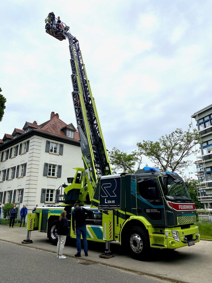 Kit Freundeskreis Und F Rdergesellschaft E V F Rderungen University Club University Club